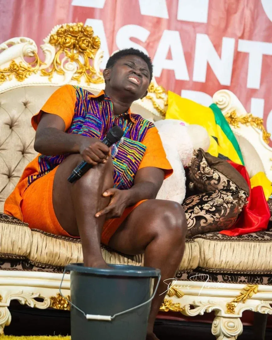 Meet The Ghanaian Woman Who Breaks The Guinness World Singa-thon Record!!