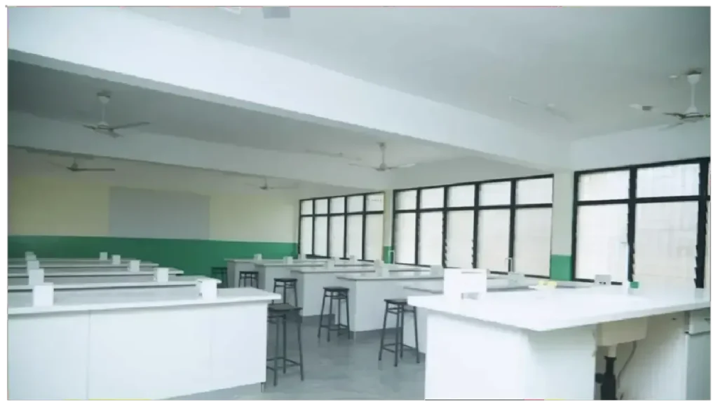 photo of inside view of science laboratory