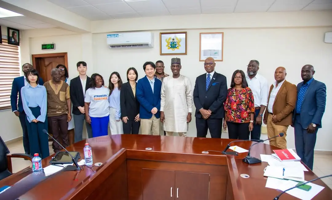 Picture on Ministry of Education meeting with Plan International Ghana