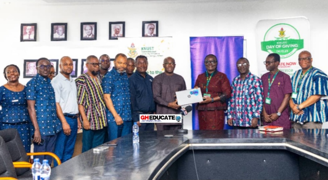 STANBIC BANK DONATE TO KNUST