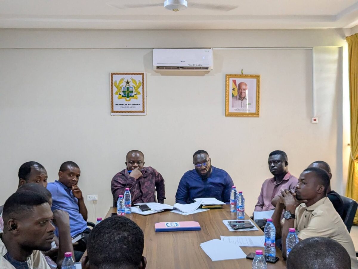 Kumawu DCE meet Entity Tender Committee