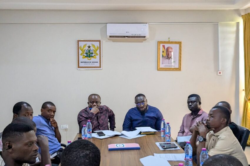 Kumawu DCE meet Entity Tender Committee