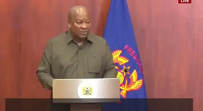 mahama swears in supreme court justices